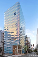 Ginza's Louis Vuitton Undulating Facade, Flows Like Water