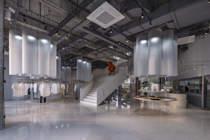 Cotton Park Store with Light Curve Units in China