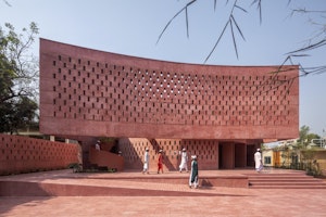 Pink Concrete Mosque Offers Tranquility amidst a Busy Industrial Area in Bangladesh