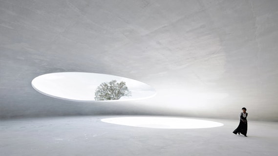 Contemplative Atmosphere of Giant Water Droplets “Teshima Art Museum”